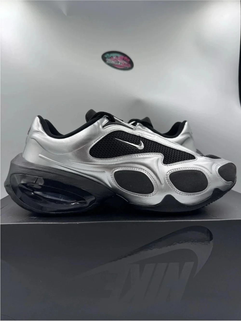 Nike Air Max Muse Black Metallic Silver BRAND NEW Size 11 Women